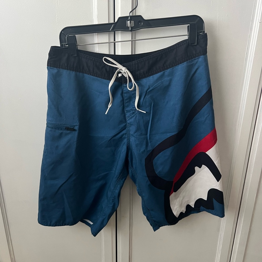 Fox Men's Blue Graphic Board Shorts with Red & White Accent